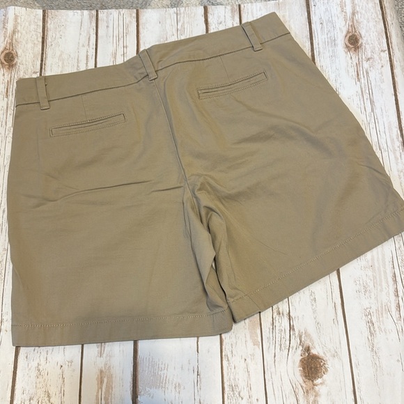 TOMMY HILFIGER Women’s Shorts - Picture 3 of 7
